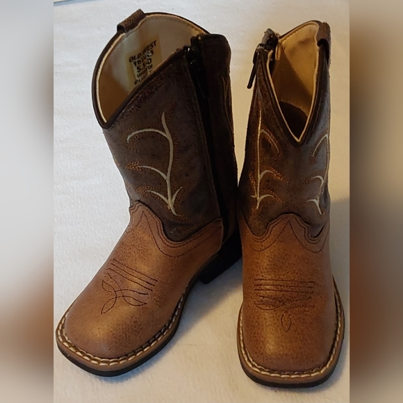Old West Other - Kids Old West Brown Cowboy Boots Size 5.5 D Like New